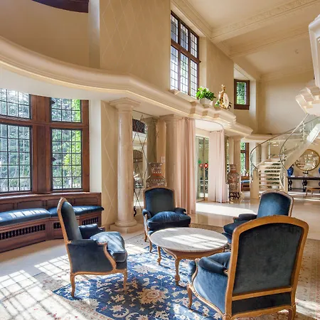 Готель Principe Leopoldo 5*