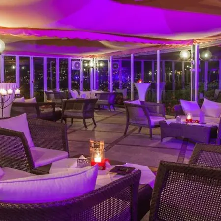 Готель Principe Leopoldo 5*